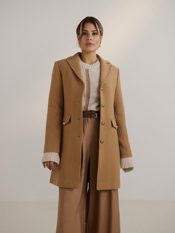 Guido Maria Kretschmer Women Between-seasons coat in Brown: front