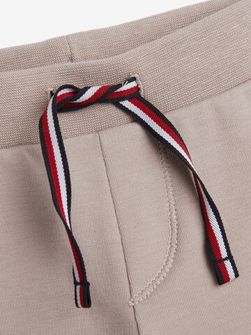 TOMMY HILFIGER Tapered Παντελόνι σε γκρι