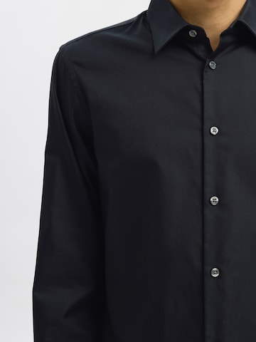 SELECTED Slim fit Button Up Shirt 'SLHCLARK' in Black