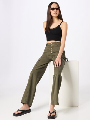 Wide Leg Pantalon cargo Warehouse en vert