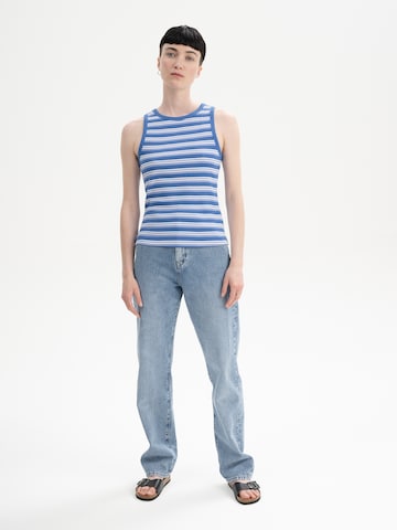 Top in maglia 'DRISNA' di MELA in blu
