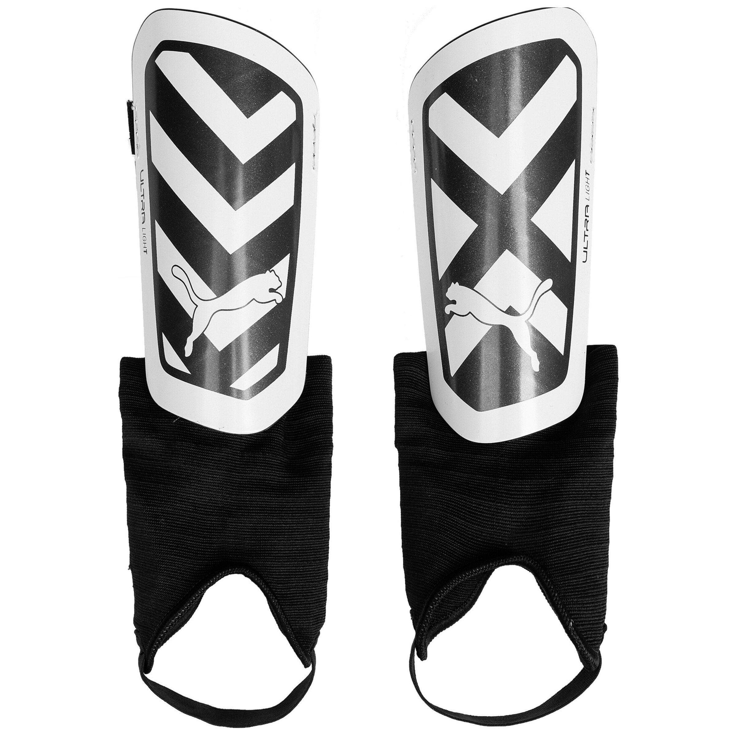 PUMA Schienbeinschoner in Schwarz: Vorderseite