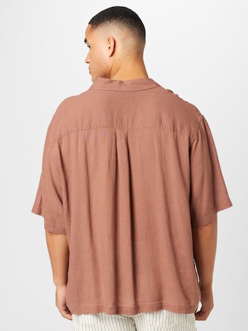 WEEKDAY Comfort fit Button Up Shirt in Brown