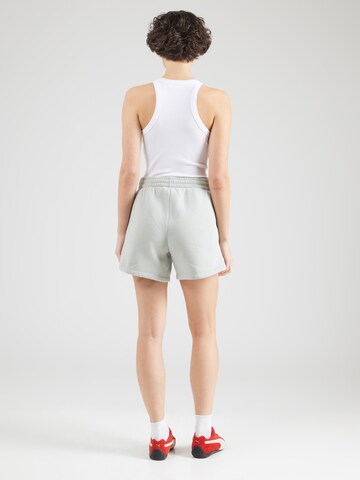 zaļš Abercrombie & Fitch Standarta Bikses 'ESSENTIAL'