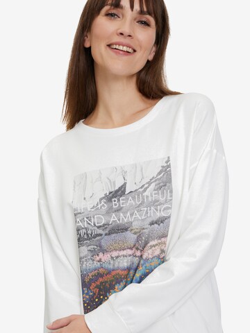 Cartoon Sweatshirt in White