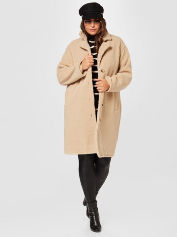 Selected Femme Curve Between-Seasons Coat 'LANA' in Beige