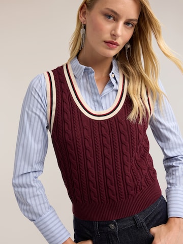 Pull-over MOTIVI en rouge