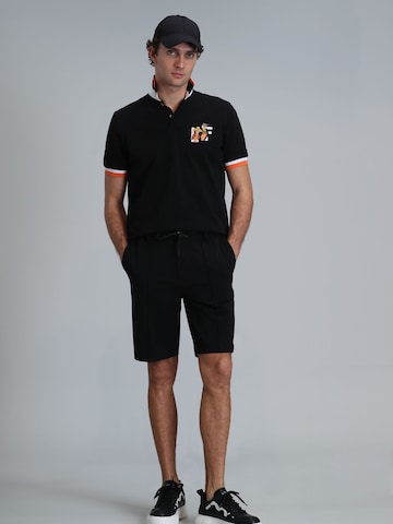 Coupe slim Pantalon chino Lufian en noir