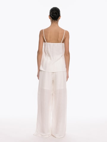 Top 'Busy Line' di 4TAILORS in bianco