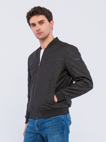 Basics and More Jacke ' Talon ' in Braun