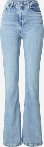 Trendyol Flared Jeans in Blue: front
