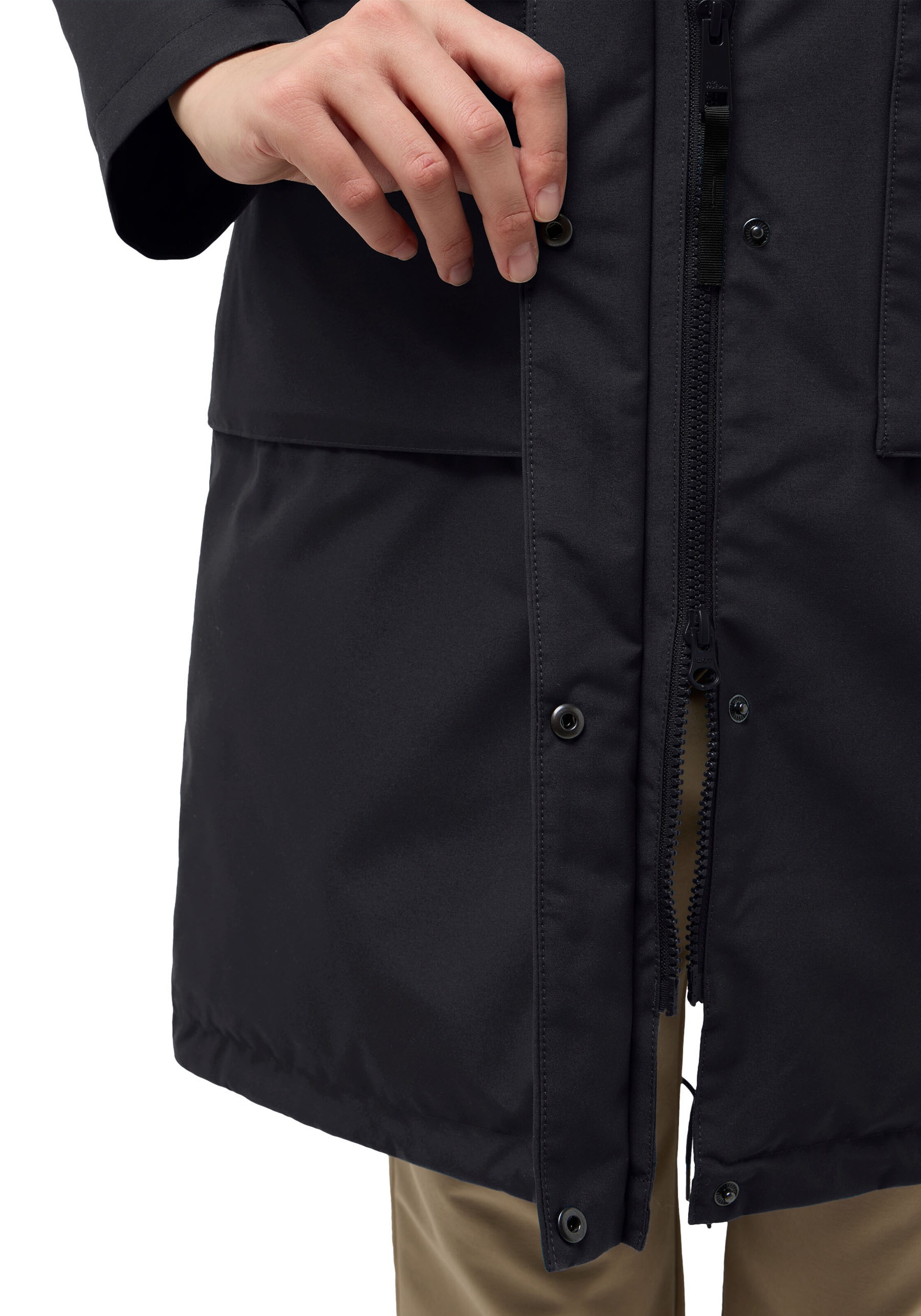 JACK WOLFSKIN Winter Coat in Black