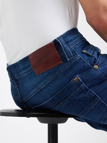 MUSTANG Regular Jeans 'Washington' in Blau