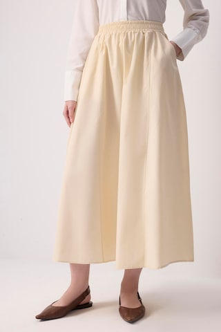Touche Prive Rok in Beige: voorkant