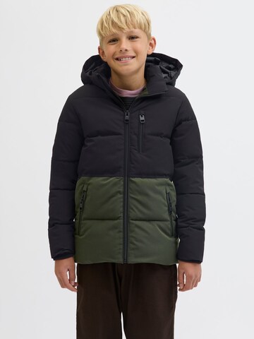 Jack & Jones Junior Winter jacket in Green: front