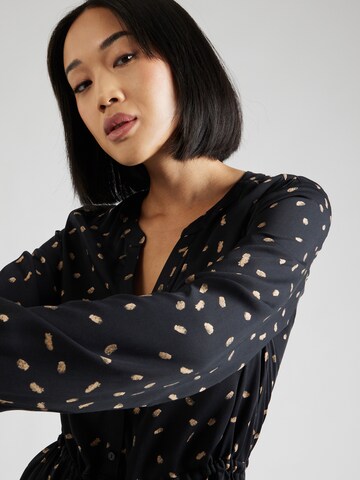 Rochie de la TAIFUN pe negru
