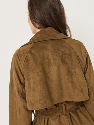 Tamaris Between-seasons coat in Brown