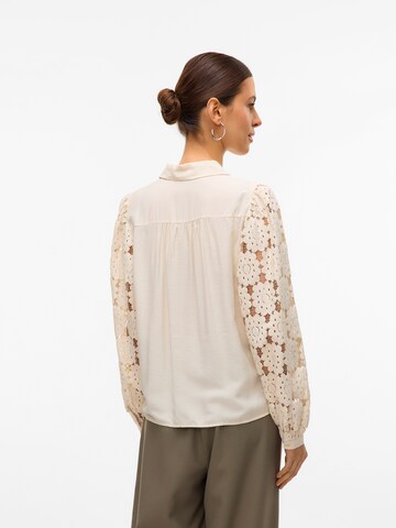 VERO MODA Bluse 'VMFABENA' i beige