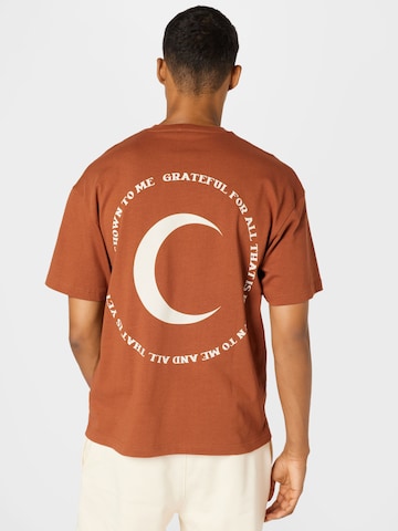 T-Shirt 'Anian' ABOUT YOU Limited en marron