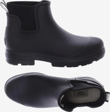 UGG Anke & Mid-Calf Boots in 42 in Black: front