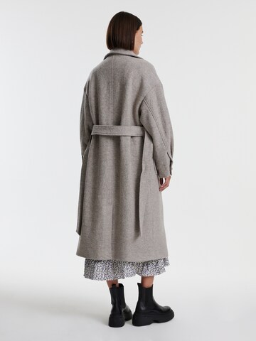 EDITED Between-Seasons Coat 'SILKA' in Beige