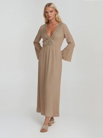 Abito di Haris Cotton in beige