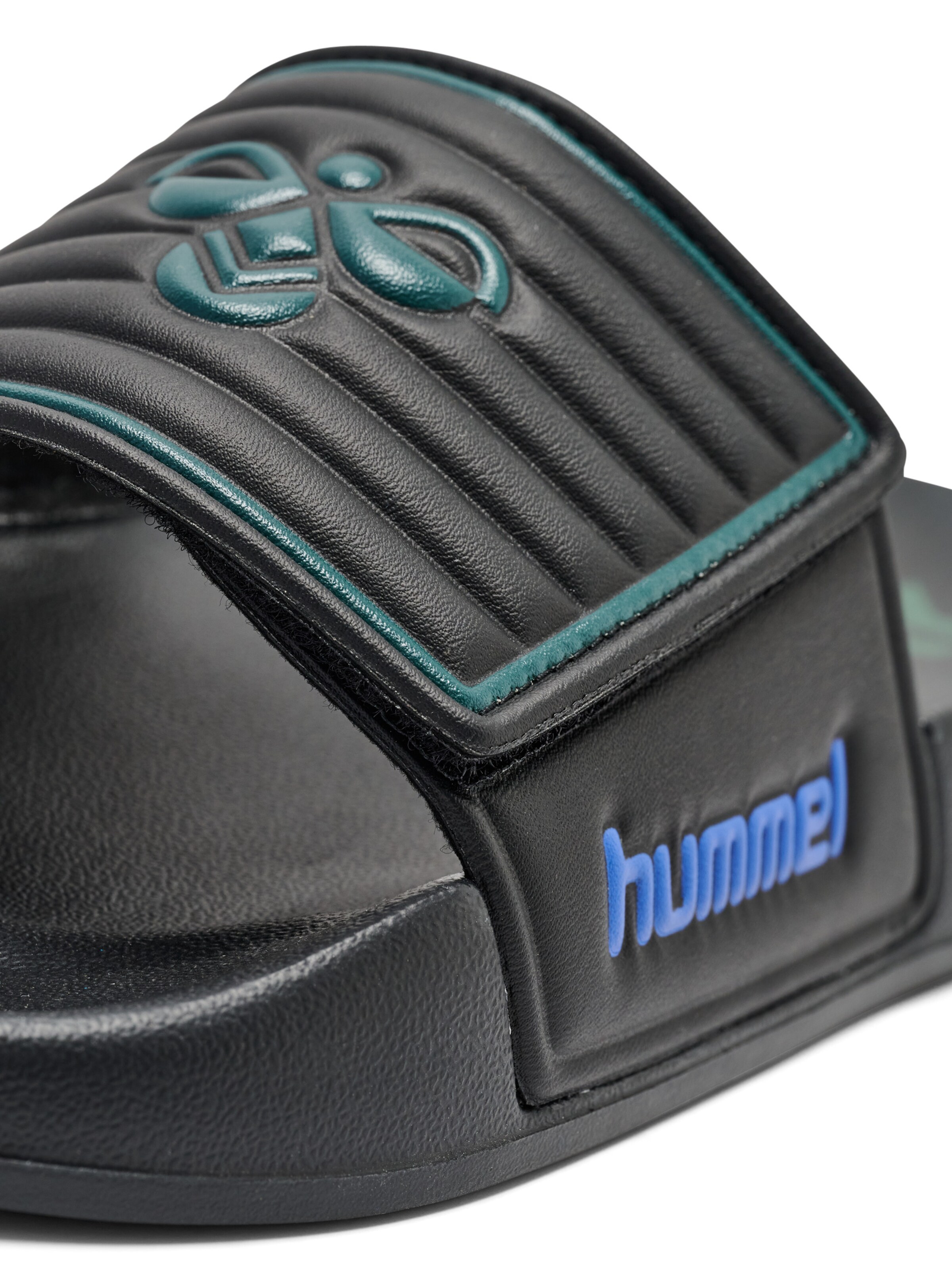 Hummel Badeschuh in Schwarz