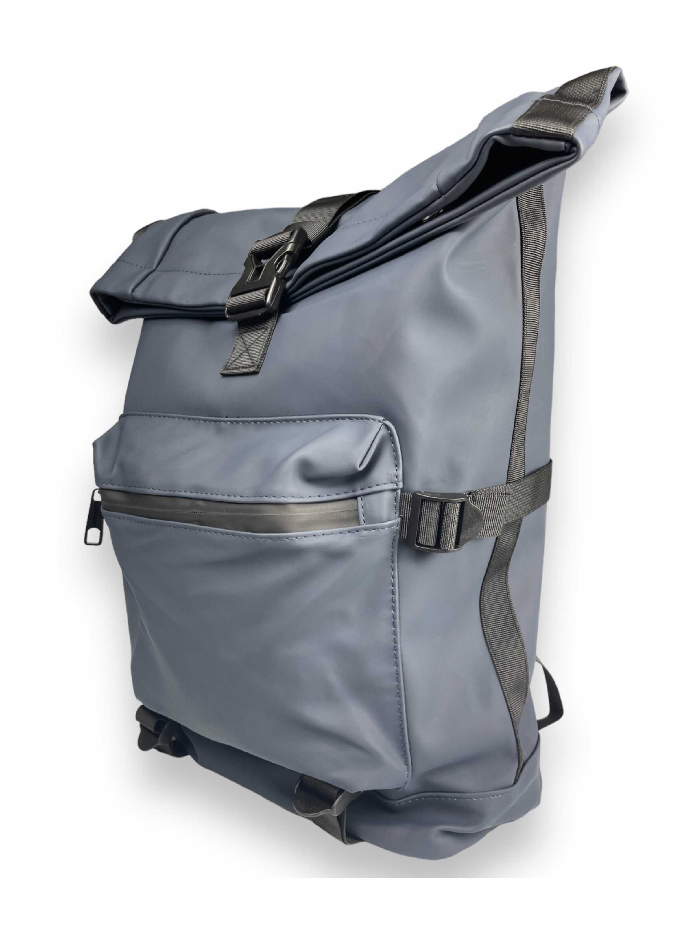 Kumixi Backpack in Blue: front