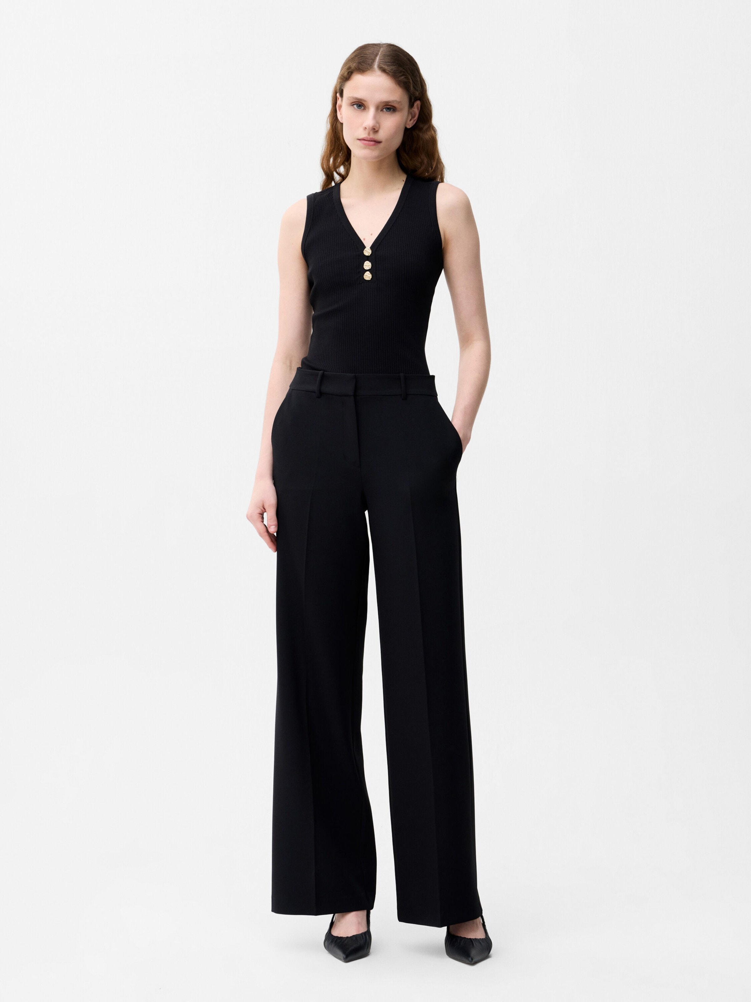 adl Regular Broek in Zwart: voorkant