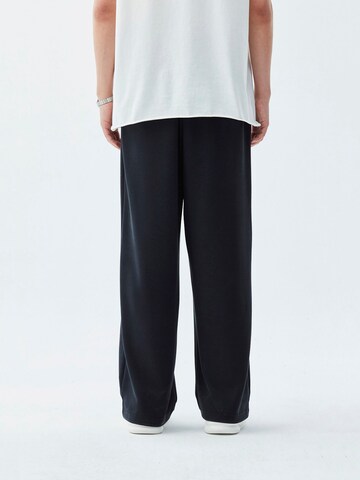 VAMOS CLO Wide leg Trousers 'Detroit' in Black