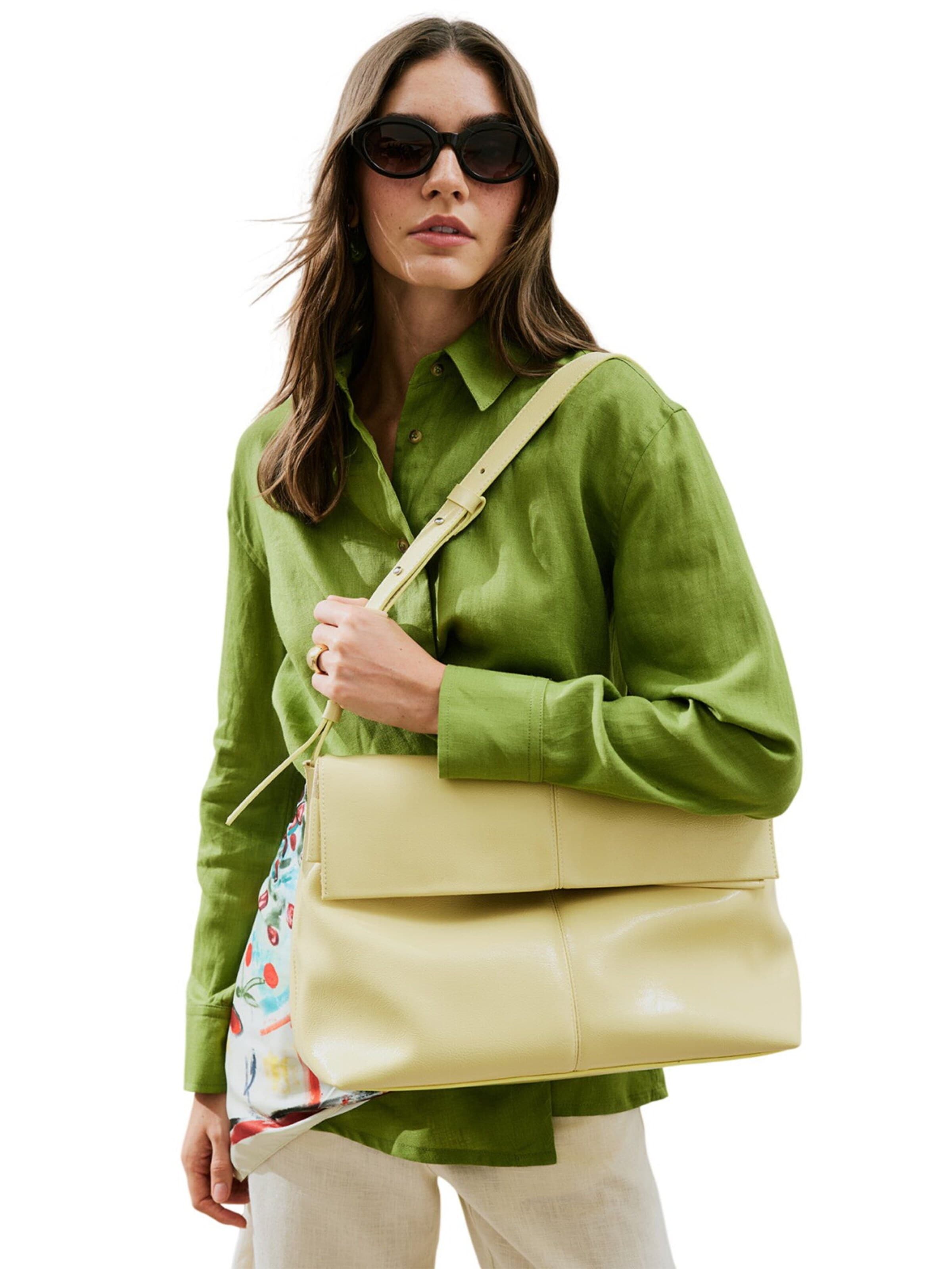 MANUKA Shoulder bag in Yellow