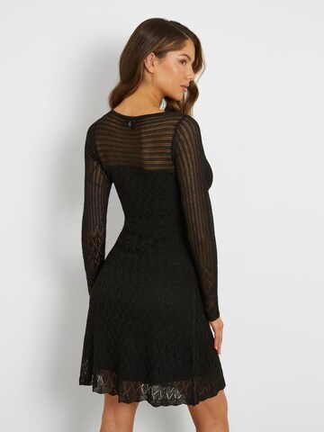 GUESS Strickkleid in Schwarz