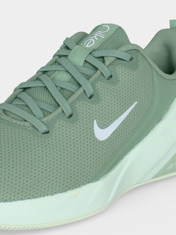 Chaussure de sport 'Bella 7' NIKE en vert