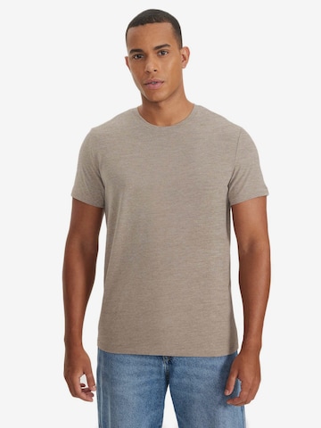 T-Shirt 'MERLIN' WESTMARK LONDON en marron : devant