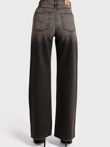 IT'S BASIC Regular Jeans 'RHINESTONE STRAIGHT HIGH RISE JEANS' in Brown