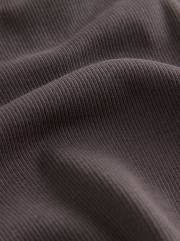 Next Shirt in Brown