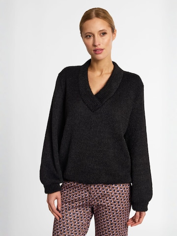 Ana Alcazar Sweater in Black: front