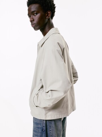 Veste mi-saison Pull&Bear en gris