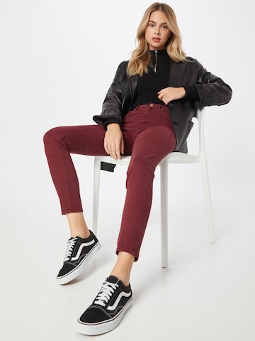 Skinny Jeans 'WAUW' di ONLY in rosso