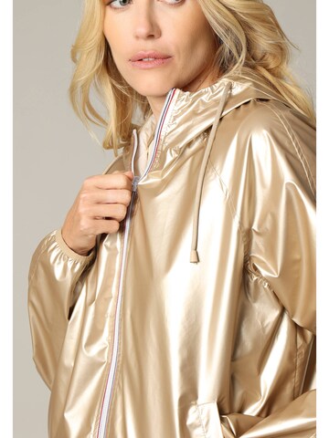 Veste bavaroise 'JAYA' Deeluxe en or