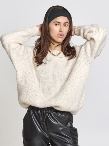 Lilavie Strickpullover ' Peggii ' in Beige