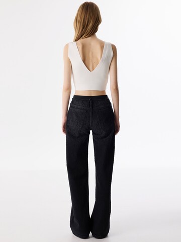 Twist Top in White