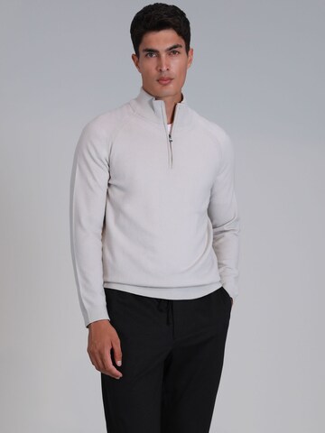Pull-over Lufian en beige : devant