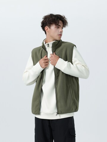 Youthup Vest in Green