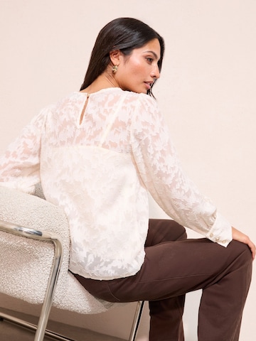 Friends Like These Блузка в Бежевый