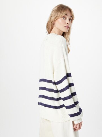 NLY by Nelly Pullover in Blau