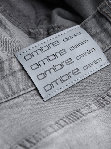 Ombre Regular Sporthose‌ in Grau