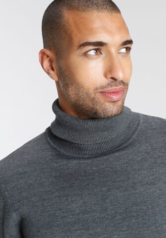 AJC Pullover in Grau