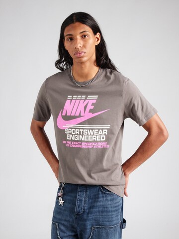 Nike Sportswear Paita '6MO FUTURA FAHO25' värissä harmaa: etupuoli