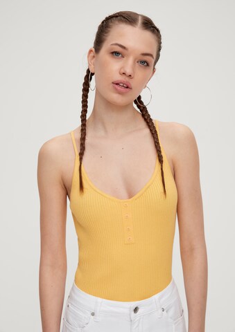 QS Knitted Top in Yellow: front